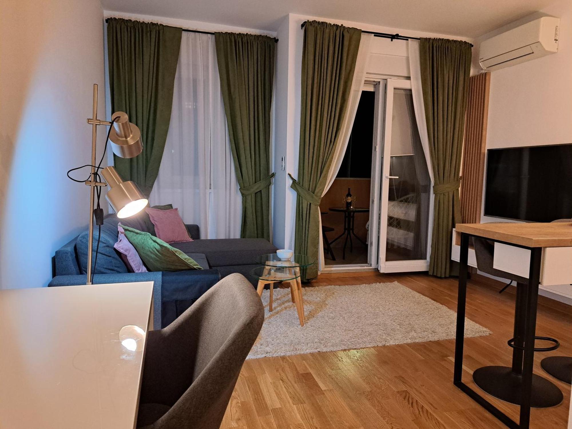 Marina City Key Luxury Studio Podgoriţa Exterior foto
